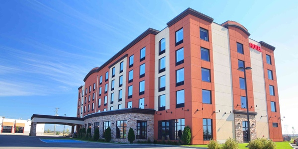 Почему лето – идеальная пора для автоматизации в бизнес-отеле?